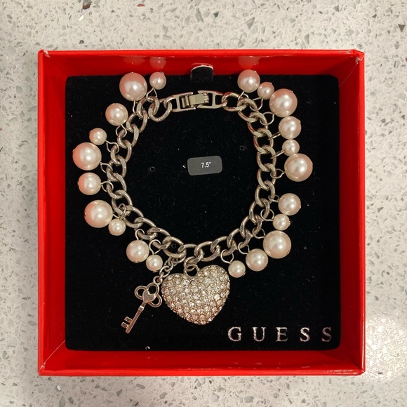 GUESS Pearl Heart Charm Bracelet - Picture 3 of 4